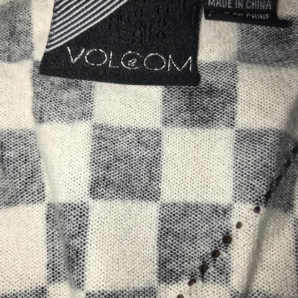 VOLCOM black and white check size small ladies knit top MOD - Picture 14 of 17